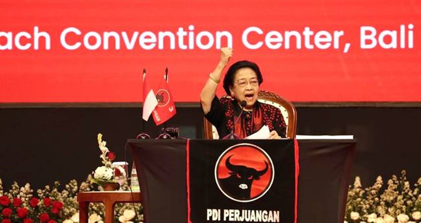 Dalam pidato penutupan Kongres VI PDIP di Bali, Megawati Soekarnoputri menegaskan bahwa PDIP tidak akan berada di barisan oposisi maupun koalisi pemerintahan Prabowo Subianto.--Dok PDIP