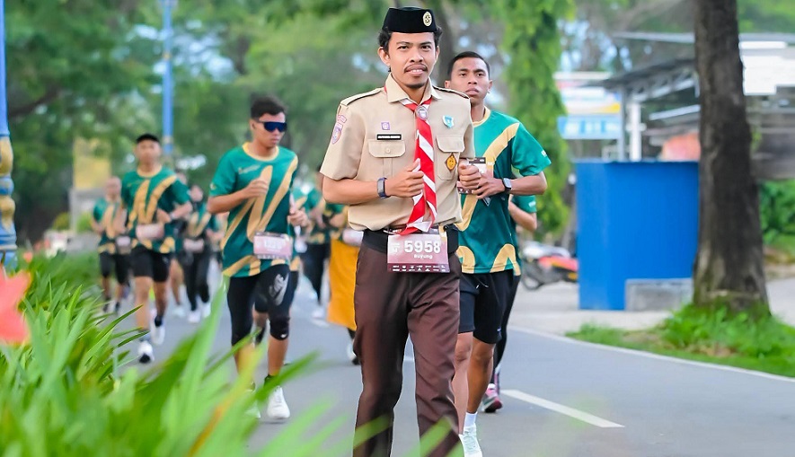 Nani Wartabone Heritage Run 2025, Buyung Peserta yang Tampil Beda dengan Seragam Pramuka