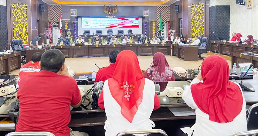 Pembahasan RPJMD Kota Gorontalo yang berlangsung di Aula I Dekot, Senin (4/8/2025). (F. Diyanti/Gorontalo Post)