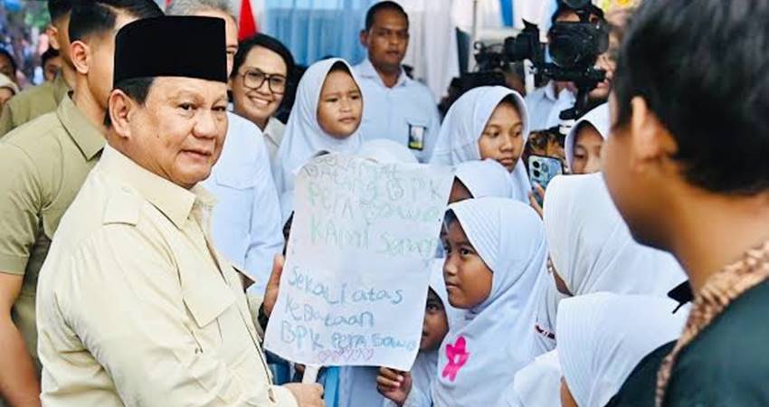 Presiden Prabowo Subianto menunjukan keseriusanya mengembangkan sumber daya manusia melalui program Sekolah Rakyat. (Foto : istimewa)