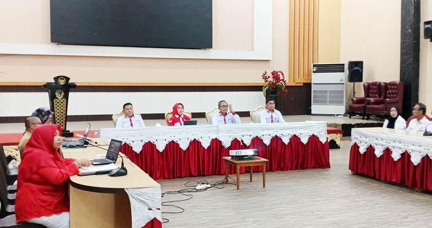 Suasana pelaksanaan sesi wawancara forum kota sehat yang diikuti Pemerintah Kota Gorontalo, Senin (4/8/2025). (Foto: Kominfo)