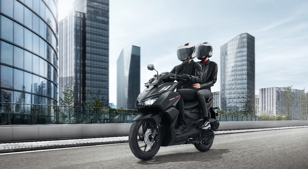 Hati-hati Berboncengan di Jalan, Simak Tips Aman dari Honda DAW