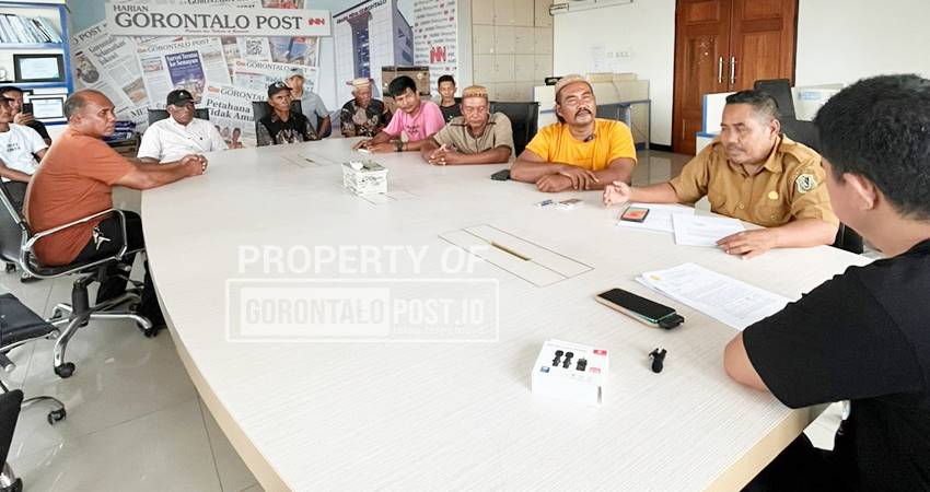 Pengurut DPC APTRI Gorontalo saat bertandang ke redaksi Gorontalo Post, Selasa (17/9/2025). (Foto: Elya/Gorontalo Post).
