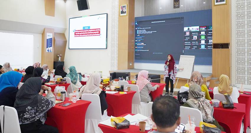 UMK ACADEMY : Pelaksanaan UMK Academy yang melibatkan 70 pelaku Usaha Mikro Kecil termasuk dari Gorontalo yang digelar PT Pertamina Patra Niaga Sulawesi. (foto : dok /pertamina patra niaga)