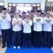 SEKOLAH GARUDA- Menko PM Muhaimin Iskandar, Wamen PPPA Veronika Tan, dan Gubernur Gusnar Ismail bersama civitas MAN IC Gorontalo pada Perkenalan Sekolah Garuda Transformasi, Rabu (8/10). (foto: diskominfotik)