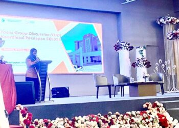 Kepala BPS Provinsi Gorontalo, Dwi Alwi Astuti , saat memberikan sambutan dalam kegiatan Focus Group Discussion (FGD) Sensus Ekonomi 2026 Provinsi Gorontalo, Selasa (28/10). (F. Istimewa)