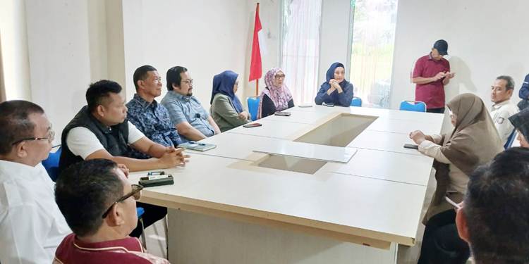 Kegiatan reses anggota Deprov dapil Kota Gorontalo, kemarin (21/10).