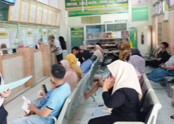 Pelayanan dokumen kependudukan di kantor Dukcapil Kabupaten Gorontalo.