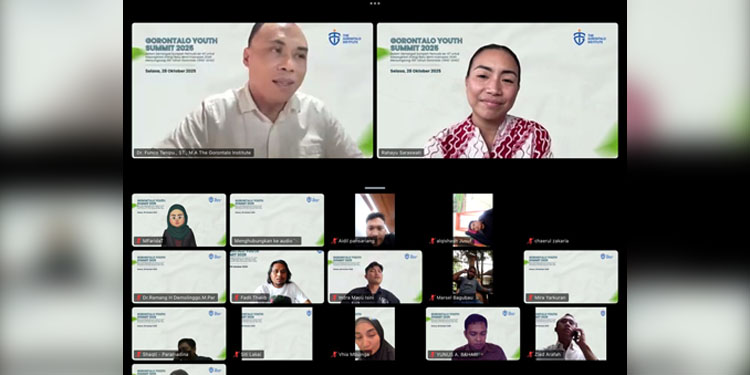 Tangkapan layar Gorontalo Youth Summit 2025 melalui zoom meeting yang diselenggarakan The Gorontalo Institute, Selasa (28/10). (foto: istimewa)