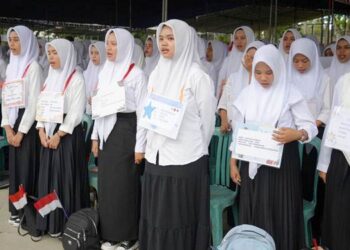 Dokumentasi mahasiswa baru mengikuti ospek di Universitas Negeri Gorontalo. (F. Istimewa)