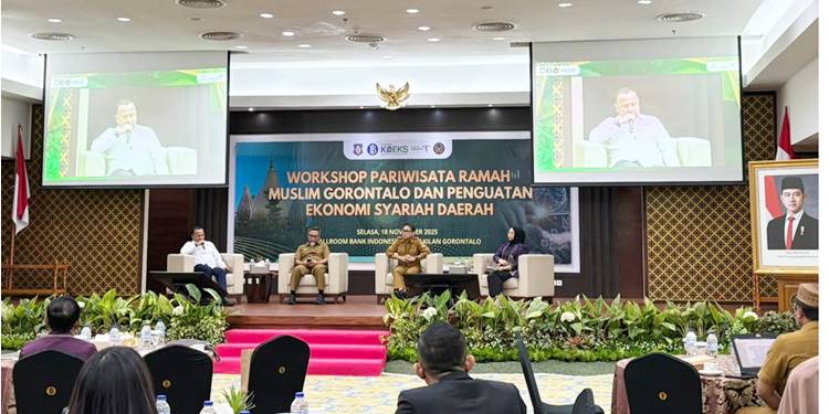 General Manager Aston Gorontalo, Nilwan Ruswir menyampaikan presentasinya terkait dukungan untuk memperkuat pariwisata ramah Muslim di Gorontalo, di aula Kantor Perwakilan Bank Indonesia Gorontalo, Selasa (18/11). (foto: dok/AstonGorontalo)