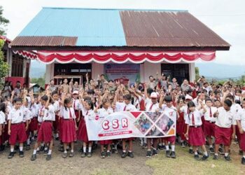 DAW PEDULI - PT DAW menyalurkan bantuan sosial bidang pendidikan dalam rangka memperingati HUT ke 17 di tahun ini. (foto: dok/daw)
