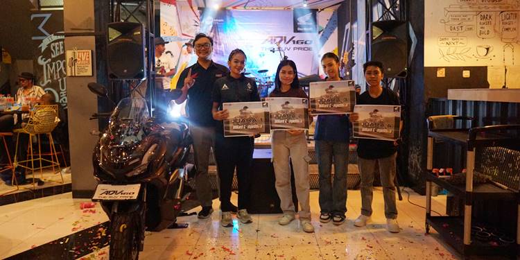PT. Daya Adicipta Wisesa (DAW) memperkenalkan New Honda ADV160 kepada masyarakat Maluku Utara melalui acara launching yang digelar di Paddock Cafe & Resto Ternate. (foto: dok/daw)