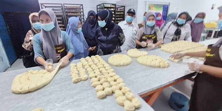 Salah satu IKM di Kabupaten Boalemo yang terus didorong untuk naik kelas. (foto: dok/dekranasda)