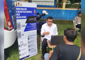 Melalui Program Oto Heheliliya Polres Bone Bolango, pihak Kepolisian memberikan pelayanan SKCK online kepada masyarakat.
