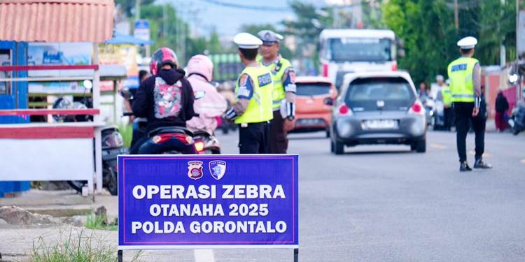 Kurang lebih 17 kendaraan terjaring operasi Zebra Otanaha yang berlangsung di lokasi Pot KTL, Kecamatan Telaga, Kabupaten Gorontalo.