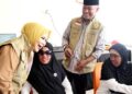 Wagub Gorontalo Idah Syahidah Rusli Habibie bersama peserta program pengimbasan TOT pengajar Al-Qur’an isyarat di Grand Zanur Hotel, Kota Gorontalo, Selasa (25/11/2025). (Foto : Haris/diskominfotik)