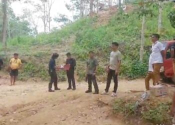 Polres Boalemo saat menggelar operasi Gakum di lokasi tambang emas illegal yang ada di Desa Batu Kramat Kecamatan Paguyaman Kabupaten Boelemo.