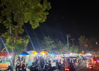 Akhir Pekan di Penghujung Tahun, Kawasan Menara Limboto Semakin Ramai