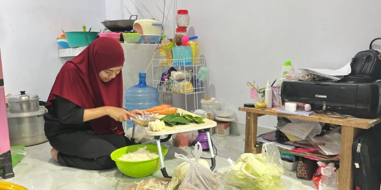 Testimoni Bintang Lima, Semangat Nadia Mahasiswi UNG dari Dapur Kos