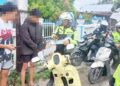 Penggendara yang tidak menggunakan helm standar, mendominasi tilang di Kota Gorontalo selama Operasi Otanaha 2025.