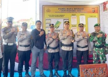 Kapolres Bone Bolango, AKBP Supriantoro, S.H., S.I.K., saat mengecek langsung Pos PAM di wilayah daratan Bone Bolango, Selasa, (23/12/2025)