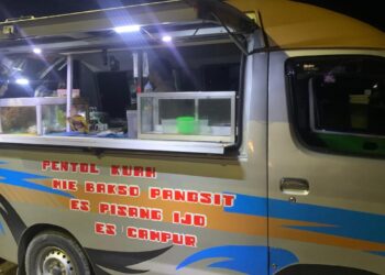 Kisah Suleman Bertahan dengan Mobil Bakso untuk Jualan Keliling di Tengah Harga Daging Melonjak