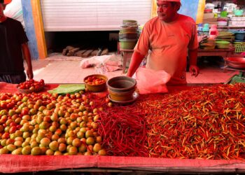 Harga Sembako: Di Pasar Bube Suwawa Harga Bawang Merah Meroket