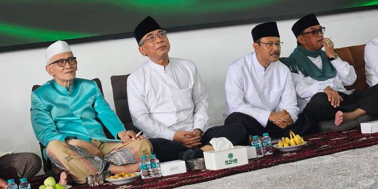 Pertemuan PBNU di Pondok Pesantren Miftachussunnah, Jalan Kedungtarukan, Surabaya-ist-