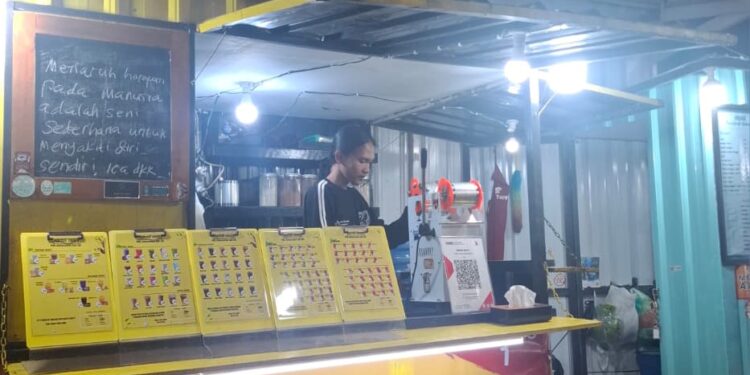 Kreatif, Cara Mahasiswa Menghadapi Tekanan Ekonomi: Lahir Banyak Usaha