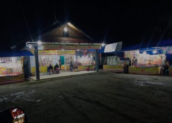 Jelang Natal dan Tahun Baru Lapak Kembang Api Kian Marak 