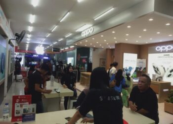 Banjir Promo Akhir Tahun di Platinum Cellular Gorontalo: Beli Smartphone, Bawa Pulang Sepeda Motor
