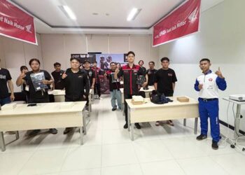 CARI_AMAN - PT Daya Adicipta Wisesa (DAW) kembali menegaskan komitmennya dalam menciptakan keselamatan berkendara melalui kegiatan Edukasi Safety Riding yang dilaksanakan pada Sabtu, 24 Januari 2026, bertempat di kantor PT Daya Adicipta Wisesa. (Foto: dok/daw)