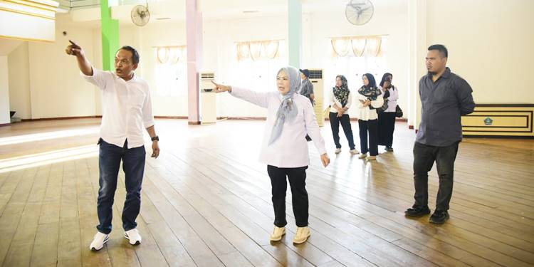 Wakil Gubernur Gorontalo Idah Syahidah Rusli Habibie saat meninjau Gorr David-Tony yang akan menjadi lokasi pembukaan kegiatan PENAS ke-17 di Provinsi Gorontalo. (Foto – Nova/Diskominfotik).