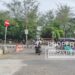 Pengendara yang menerobos tanda larangan, di Kawasan taman Telaga Kabupaten Gorontalo. (Foto: Roy/Gorontalo Post).