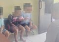 Tiga pemuda diamankan petugas Polsubsektor Asparaga saat kedapatan ngelem di wilayah Desa Bululi Kecamatan Asparaga Kabupaten Gorontalo, Senin ( 12/01/2026) Desa Bululi Kecamatan Asparaga Kabupaten Gorontalo, Senin ( 12/01/2026).