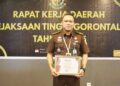 Bagas Prasetyo meraih penghargaan sebagai Peringkat dua satker dengan Pelaksanaan Tugas dan Fungsi Terbaik Tahun 2025 Bidang Tindak Pidana Khusus di wilayah hukum Kejaksaan Tinggi Gorontalo.