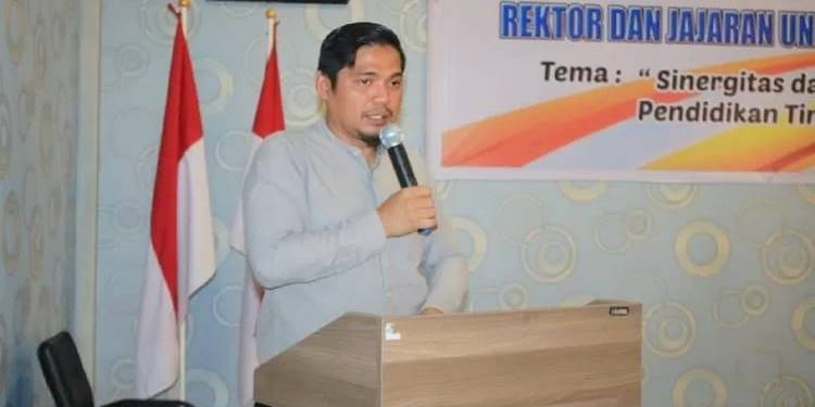 Kepala LLDIKTI Wilayah XVI, Munawir Sadzali Razak. (F. Istimewa)