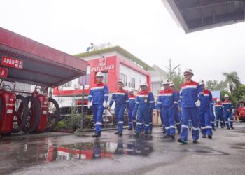 Inspeksi manajemen PT Pertamina ke Aviation Fuel Terminal (AFT) Sam Ratulangi Manado terkait kesiapan operasional selama ramadan dan idulfitri 2026. (foto: dok-pertamina)
