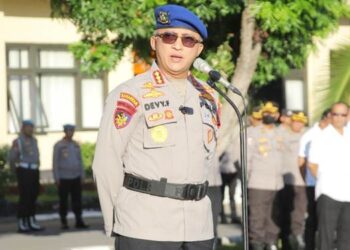 Direktur Polairud Polda Gorontalo Kombes Pol. Devy Firmansyah, S.I.K. pimpin apel di Lapangan Apel Mapolda Gorontalo, Rabu (04/01/26).