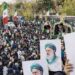 Momen ribuan warga Iran padati jalanan saat prosesi pemakaman Ayatollah Ali Khamenei di Teheran.-Reuters-