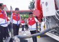 DISTRIBUSI ENERGI: Pimpinan Pertamina Patra Niaga Sulawesi mengecek langsung dan memastikan kelancaran distribusi BBM di Gorontalo (foto: dok-pertamina patra niaga sulawesi)