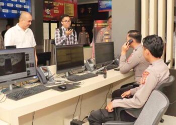 Tim Puslitbang Polri melanjutkan kegiatan dengan melakukan pengecekan langsung terhadap sejumlah ruang pelayanan publik di Polres Pohuwato. Selasa, (10/3/2026).