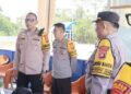 Karo Ops Polda Gorontalo, Kombes Pol. Pramono Jati,S.I.K., M.T., didampingi Ketua Tim 1 Supervisi Polda Gorontalo, Kombes Pol Rahmat, S.I.K., M.H., beserta anggota, melakukan pengecekan Pos Pengamanan dan Pos Pelayanan yang ada di wilayah Pohuwato.