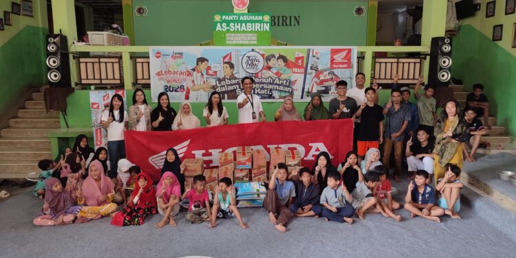 Tebar Kepedulian di Bulan Ramadan, DAW Sambangi Panti Asuhan di Manado 