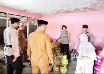 Telaga melaksanakan kegiatan inspeksi mendadak (sidak) di sejumlah pangkalan resmi yang berada di wilayah Kecamatan Telaga Jaya, Senin (2/03/26).