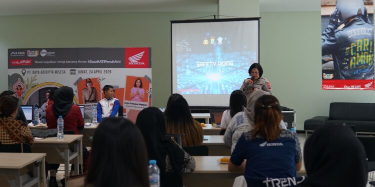 Kartini Masa Kini #Cari_Aman bersama DAW