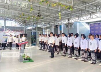 Pelaksanaan Apel Ikrar Bebas Narkoba dan Handphone yang dilaksanakan dan diikuti oleh seluruh pegawai dilingkungan Lapas Perempuan Kelas III Gorontalo, Jum'at (17/4/2026). (F. Diyanti/Gorontalo Post)