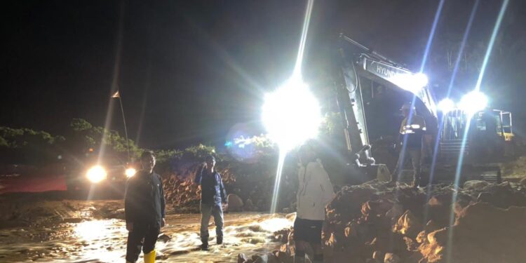 Polisi Amankan Excavator di Lokasi PETI Hulawa, Ditemukan Sementara Beroperasi, Operator Turut Diamankan