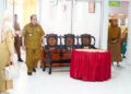 Wali Kota Gorontalo, Adhan Dambea ketika ngantor di RSAS. (Foto: Prokopim)